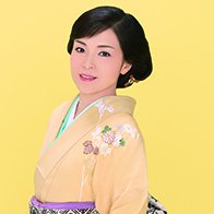 石原詢子