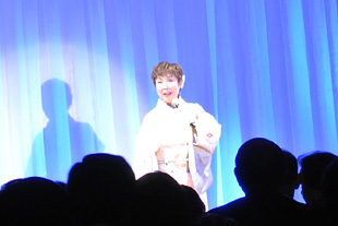 円理子（小野由紀子）