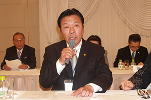 新会長議長　里村　龍一